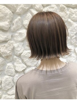 モアナ バイ ヘッドライト 武蔵小杉店(Moana by HEADLIGHT) Moana【武蔵小杉】#切りっぱなし#外はねボブ#ショートボブ