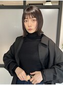 顔まわりレイヤー×外ハネミディアム/リオン