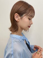 トルネード(TORNADO) オレンジ シルキーベージュ 外ハネパーマ 切りっぱなしボブ t710