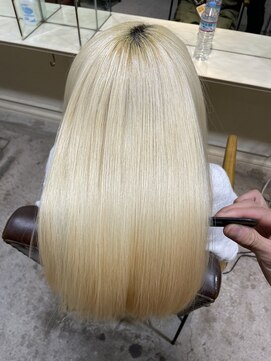 ロロ(ro-ro) 【恵比寿 ro-ro】ハイトーンブリーチ毛も潤艶髪