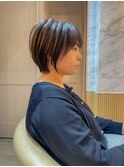 ショートカット&オリーブベージュ