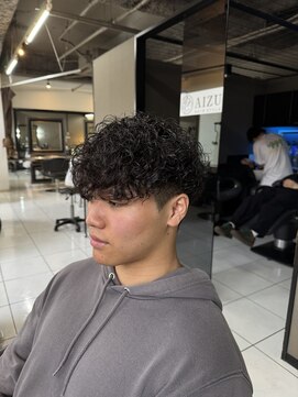 アイズ 海老名(AIZU) スペインカール　スパイラルパーマ　プードルパーマ　海老名