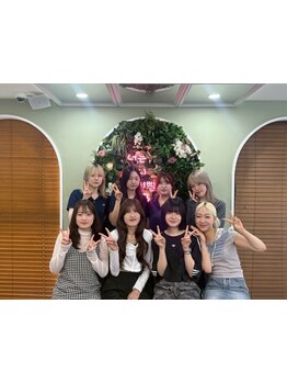 【女性スタイリスト多数在籍！】表参道唯一の韓国発サロンでトレンドをおさえたお洒落な韓国styleへ。