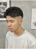 刈り上げショート×ハードパーマ