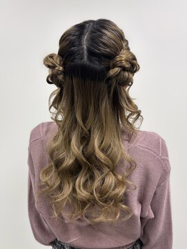 アールエーサロンモノクロ 秋葉原(RA SALON モノクロ) ハーフくらげ