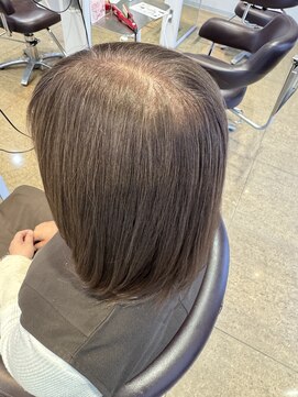 レッド(ReD) 白髪ぼかし/縮毛矯正/髪質改善/白髪染め/白髪/カラー/金沢/ReD