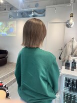 ロカ 表参道(loka)&nbsp;ミルクティーベージュ/ブリーチ[表参道/ブリーチ/ハイライト]Mai