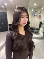 ベレーザ 渋谷(BELEZA)&nbsp;17640黒髪ダークアッシュ韓国巻きバタフライレイヤーカット