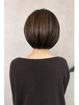 ヴィサージュメゾン(VISAGE maison)&nbsp;ハイライトショートボブ