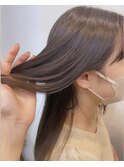 触れたくなっちゃう、シルクベージュ