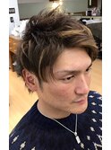 ツーブロックアップバングショート