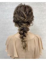 アレクサ 保谷(ALEXA)&nbsp;【保谷駅南口徒歩3分】編みおろしスタイル