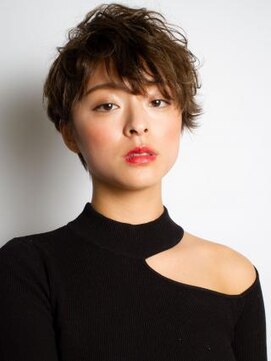 クアトログランシュ 水戸店(QUATRO×GranCieux) 大人かわいい個性的くせ毛風無造作カーリーショート