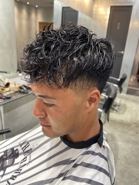 エフエム 明大前(FM) バーバー ツーブロック/刈り上げ/アップバング/フェード