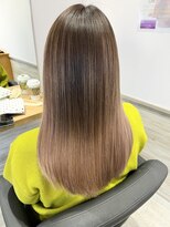 リーオオサカ(Lee Osaka) バレイヤージュ×イルミナカラーピンクベージュ /kana