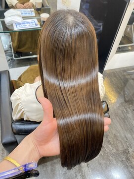 イオエ 岡本(ioe) 髪質改善/チェリーブラウン/モード/ダークアッシュ/イメチェン