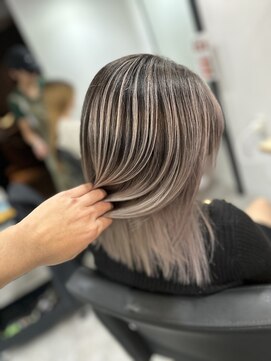 ラフ 難波店(LAFF) #黒髪#ボブルフ#ネビージュ#小顔#ワンレン