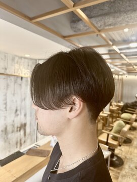 クラップス 京急富岡(CLAPS) センターパートメンズマッシュパーマニュアンスパーマ刈り上げ