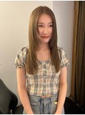 SUNSEA'S 三宮・元町 オリーブベージュ×レイヤーカット