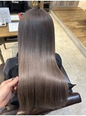 ULTOWA ×ハイトーングレージュ
