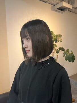 リズ(Li’s) まとまるボブ