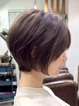 ローネス ギンザ(LONESS ginza) ショートボブ/丸みショート/グレージュ/透明感カラー/小顔カット