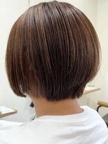 トリプレット(triplet)&nbsp;頭の形をきれいに見せるシュートボブ