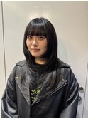 黒髪  レイヤーカット 前髪ぱっつん ハッシュカット