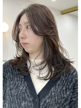 スヴニール(souvenir) レイヤーカット　ニュアンスパーマ　デジタルパーマ