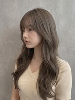 アッシュ 桜木町店(Ash)&nbsp;透明感あふれるグレージュカラーで韓国風ロングヘア