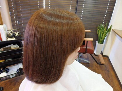 サロン ド プリエ(Salon de Prier)の写真