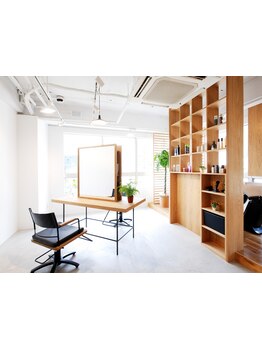 【土佐堀】月曜OPEN/20時半まで受付★ちょっと寄り道感覚で通える、オトナ女子のためのプライベートサロン