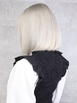 ディア(.eer) 【.eer/ディア】極上ハイトーン×ホワイトカラー/担当：中山