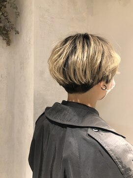 エディ(eddie) 【eddie】刈り上げマッシュショート