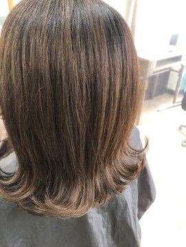 アンドコーカラーデザイン(&Co color design) シルバー系