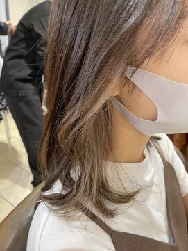 キャンバス バイ ネオリーブ 横浜西口(Canvas by neo.) イヤリングカラー　ロブ　ベージュ 【miku】