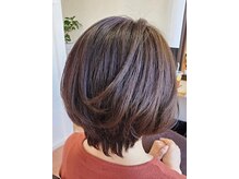 髪質改善美容室 エミ(emi)