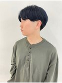 センターパート×ネイビーカラー