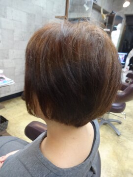ヴァンテアン 巣鴨店 大人可愛い30代40代50代黒髪前下がりショートボブ丸みショート◎