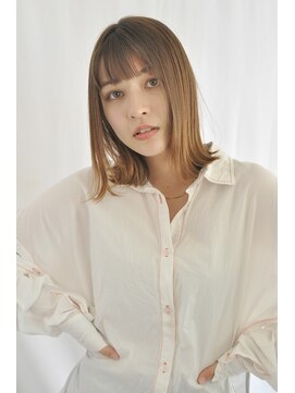 トリッカ 代官山(tricca) 【tricca代官山】艶ストレート/べるボブ/シルキーベージュ