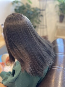 アルマーレ(al mare) うる艶なストレート