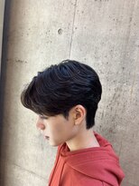 アルム オモテサンドウ(ALLM omotesando)&nbsp;韓国ヘア　カルマパーマ　シースルーカルマ　メンズ　表参道