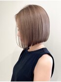 ハイライト白髪ぼかしダブルカラーインナーカラーショートボブ