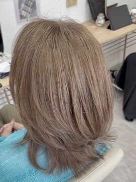 ダフィースヘア(DAFIES HAIR) *After→Before*右スワイプ【白髪ぼかし/脱白髪染めハイライト】