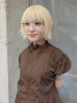 ノラ シブヤ(NORA) ボブレイヤーレイヤーボブハッシュボブハイトーンボブ