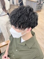 ネオリーブ クーロ メゾン 横浜(Neolive curro Maison)&nbsp;波巻きスパイラル×ツイスパ　フェザーパーマ MEN’S HAIR