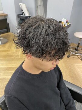 アレス バイ シカ 神戸三宮元町店(ALLES by Cica) 波巻きツイストスパイラルパーマツーブロック刈り上げ