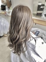 リロ ヘアデザイン(RILO HAIR DESIGN) ハイライトカラー