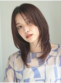 ミディアムレイヤー/前髪あり/顔まわりレイヤー/20代/30代