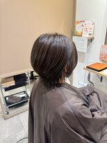 クク(coucou) かっこよくてかわいい大人のハンサムショートボブ